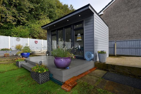 29 Kings Drive.. Pro Images.