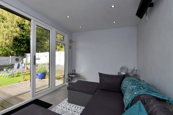 29 Kings Drive.. Pro Images.